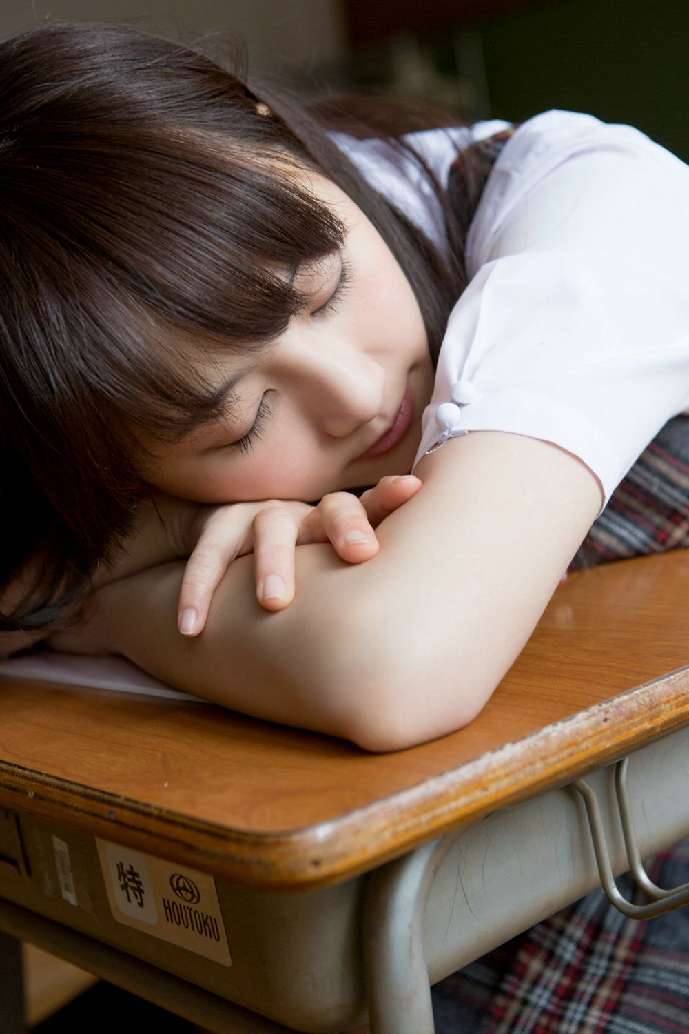 Rena Matsui Page 2 No.e064d6