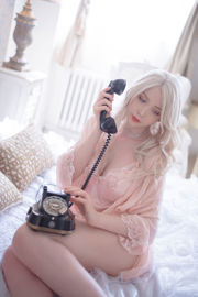 [COS Welfare] Beleza Estrangeira SayaTheFox - Terno Rosa