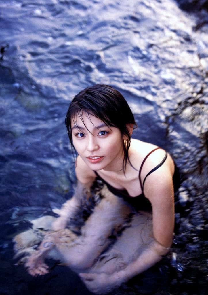 Yuika Motokariya Page 15 No.975e62