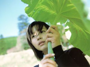 Maki Horikita "Tương phản"