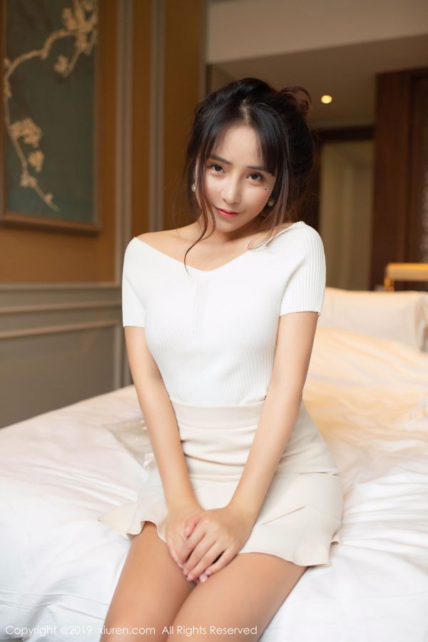 陶喜乐_lele《白色内衣凹凸娇躯》 [秀人XIUREN] No.1753