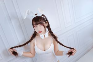 Schoonheid Coser is geen kat "White Bunny Girl"