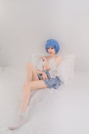 [美女Coser] 南桃Momoko 《绫波丽制服》