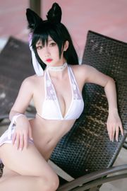 鬼畜瑶在不在w《泳装猫女外拍》 [COSPLAY福利]