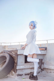 [COS Welzijn] Hina Jiao - Rem White Dress