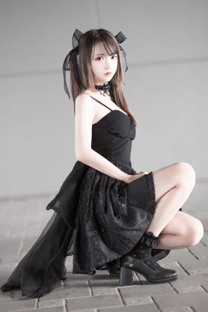 Crazy Cat ss "Man Zhan Black Dress"