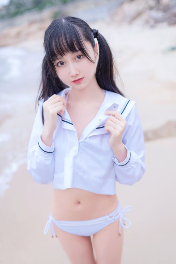 [Beauty Coser] Mu Mianmian OwO "Bikini trắng bên bờ biển"